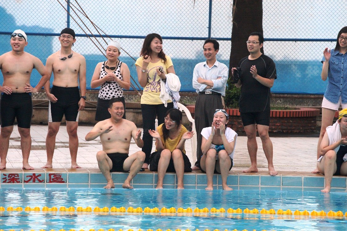 泳渡西灣熱身賽 第一屆海科院院長盃登場圖片
