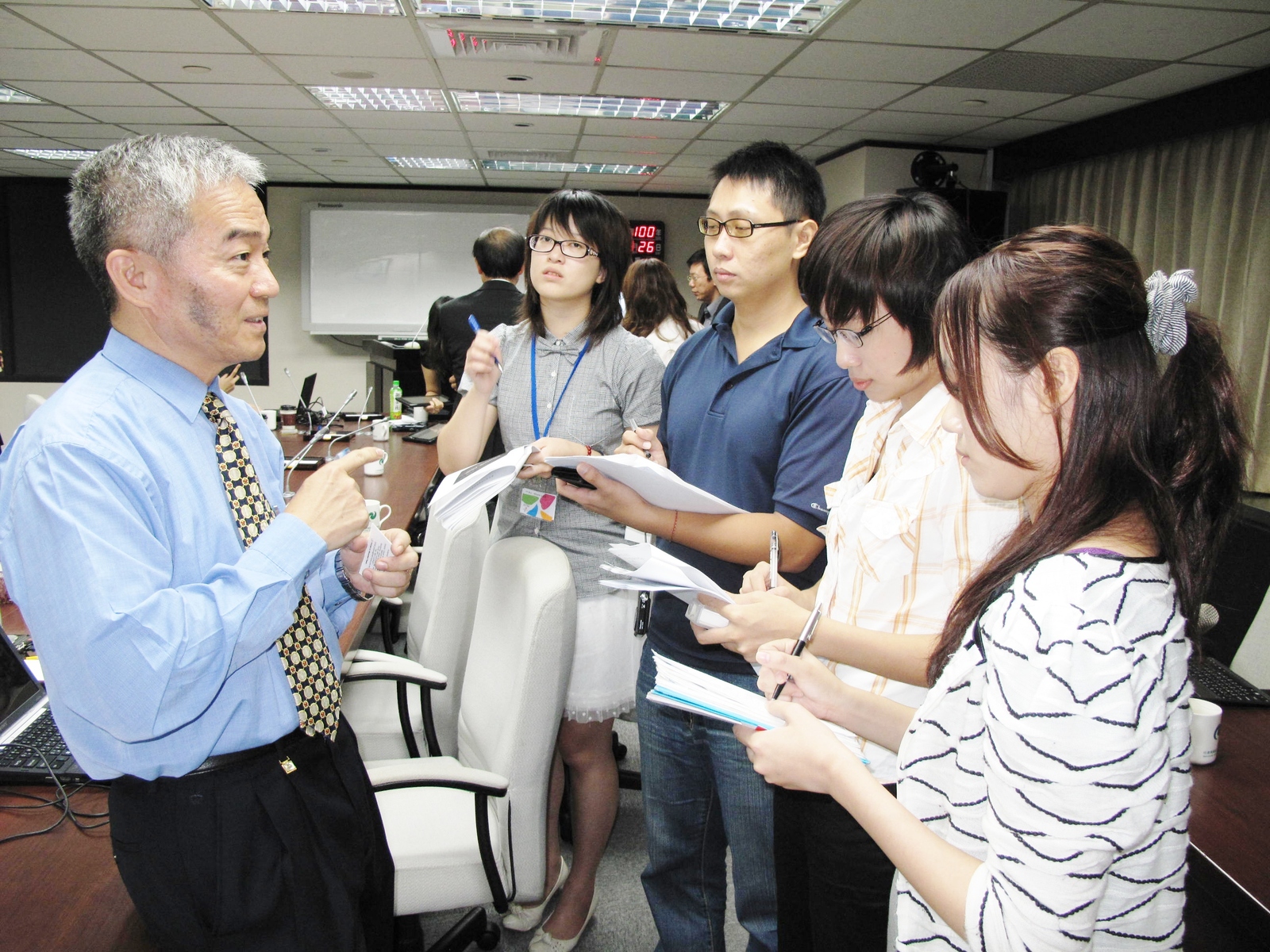 楊金鐘教授受訪圖片
