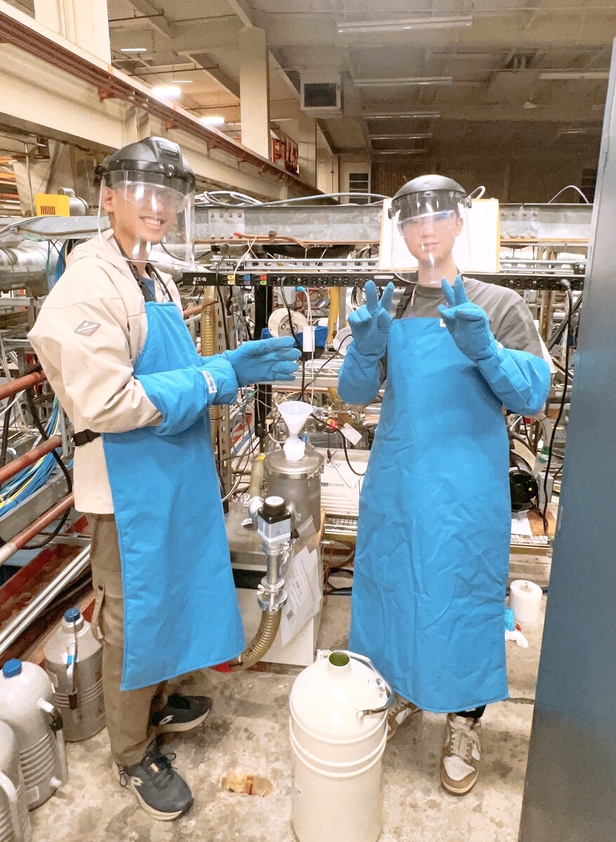 The research team from NSYSU's Aerosol Science Research Center conducted collaborative experiments at the SLAC National Accelerator Laboratory in the United States.Image