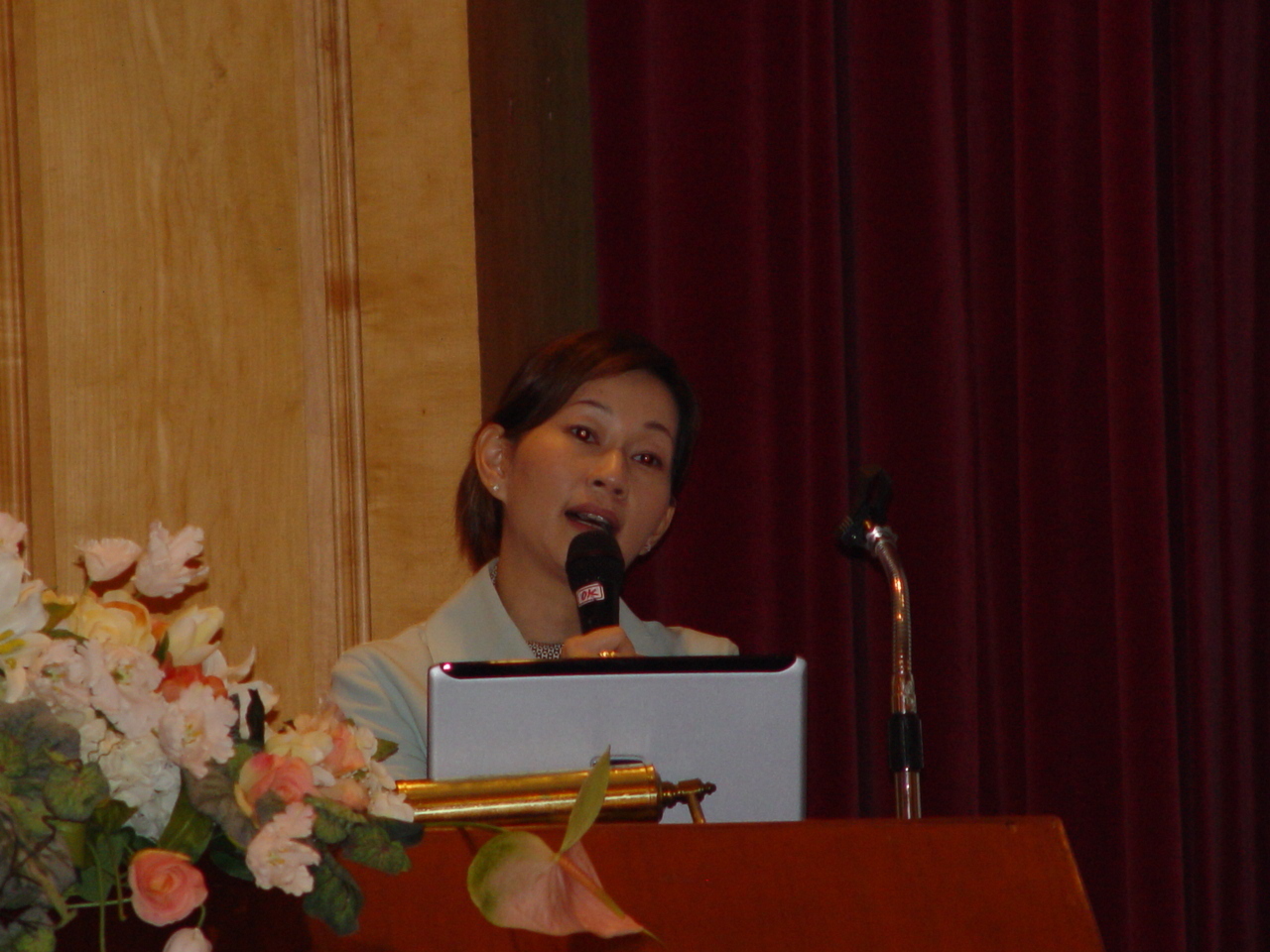 Mercy Corps東亞地區行政總監Diana Tsui，她以南亞海嘯救援計畫為主題，分享國際人道組織對於災民的協助與輔導圖片