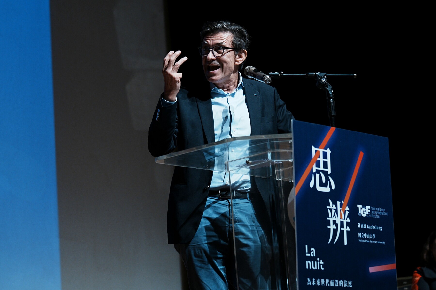 Mr. Christian BUCHET, member of the French Academy of Marine & Director of the International Research Programme Oceanides-Witness No.1Image