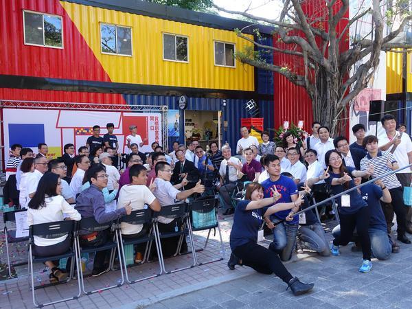 Shipping Container Entrepreneurship Base Inspired by Steve Jobs Officially UnboxedImage