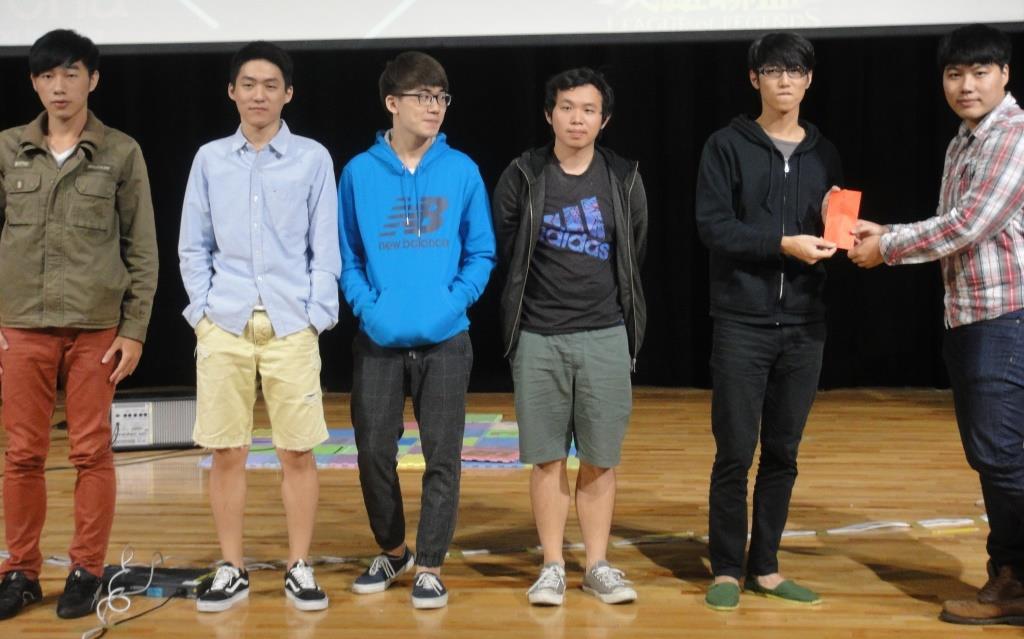 亞軍隊伍領獎圖片