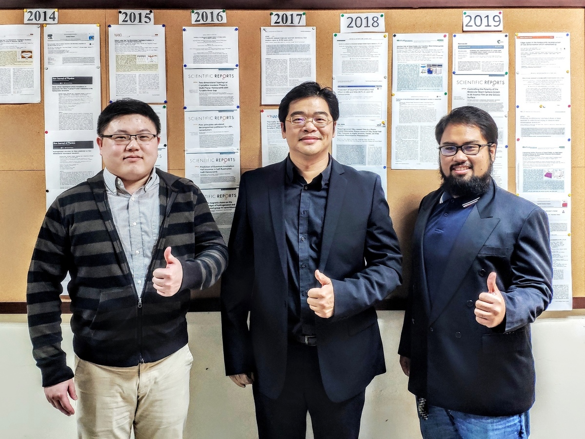 Members of Professor Chuang's research team: (from the left) Dr. Chia-Hsiu Hsu, Professor Chuang and PhD student Rovi Angelo B. Villaos