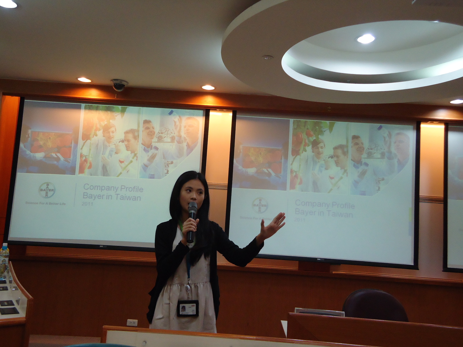 Betty小姐講述拜耳公司的企業理念圖片