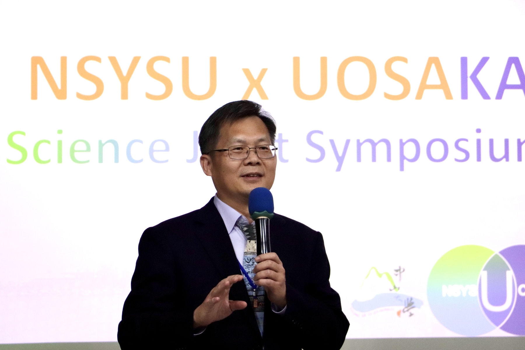 Dean Jyh-Tsung Lee of the College of Science, NSYSU.Image