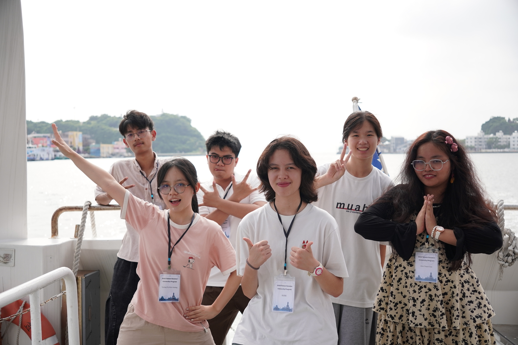 Participants take the Kaohsiung cultural yacht tour to learn about the development of Kaohsiung as a harbor city.Image