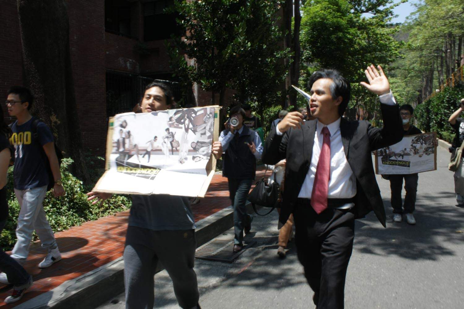 代表團與香港中文大學合影圖片