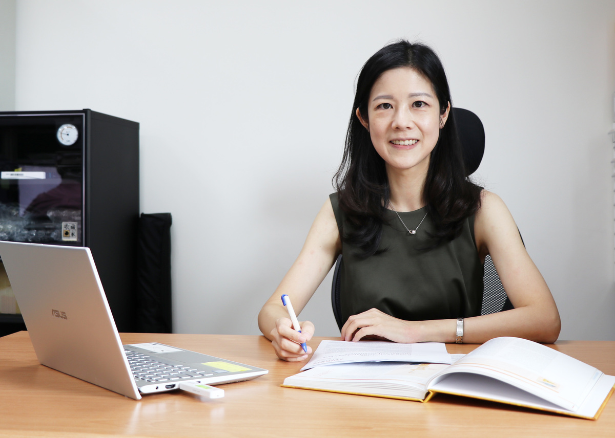 Assistant Professor Li-Lin Liang of the Department of Business Management, NSYSU