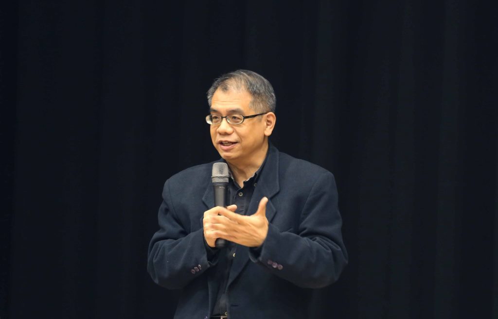 楊照提起自己的文學啟蒙來自於黃春明的《小寡婦》圖片