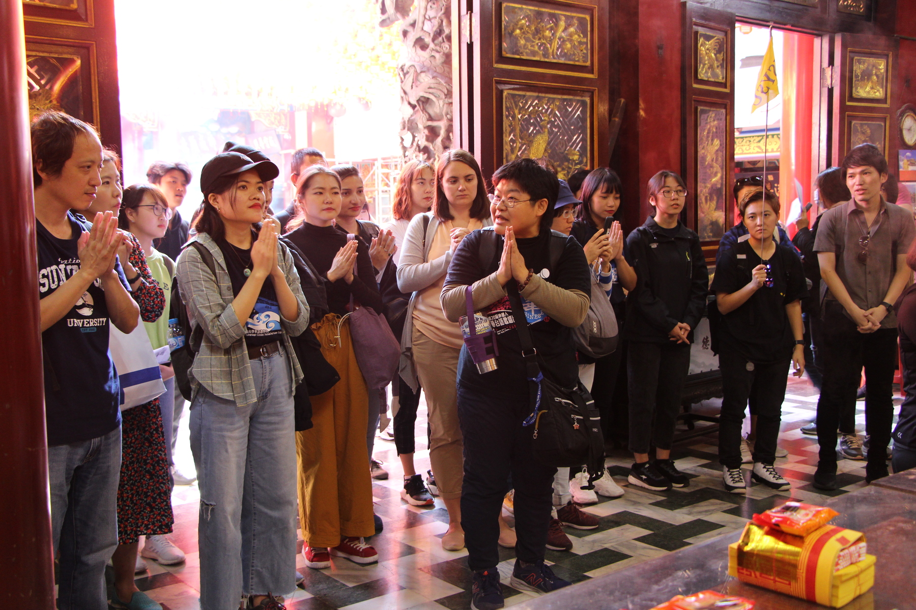 Chinese Language Center introduces international students to Spring Festival activitiesImage