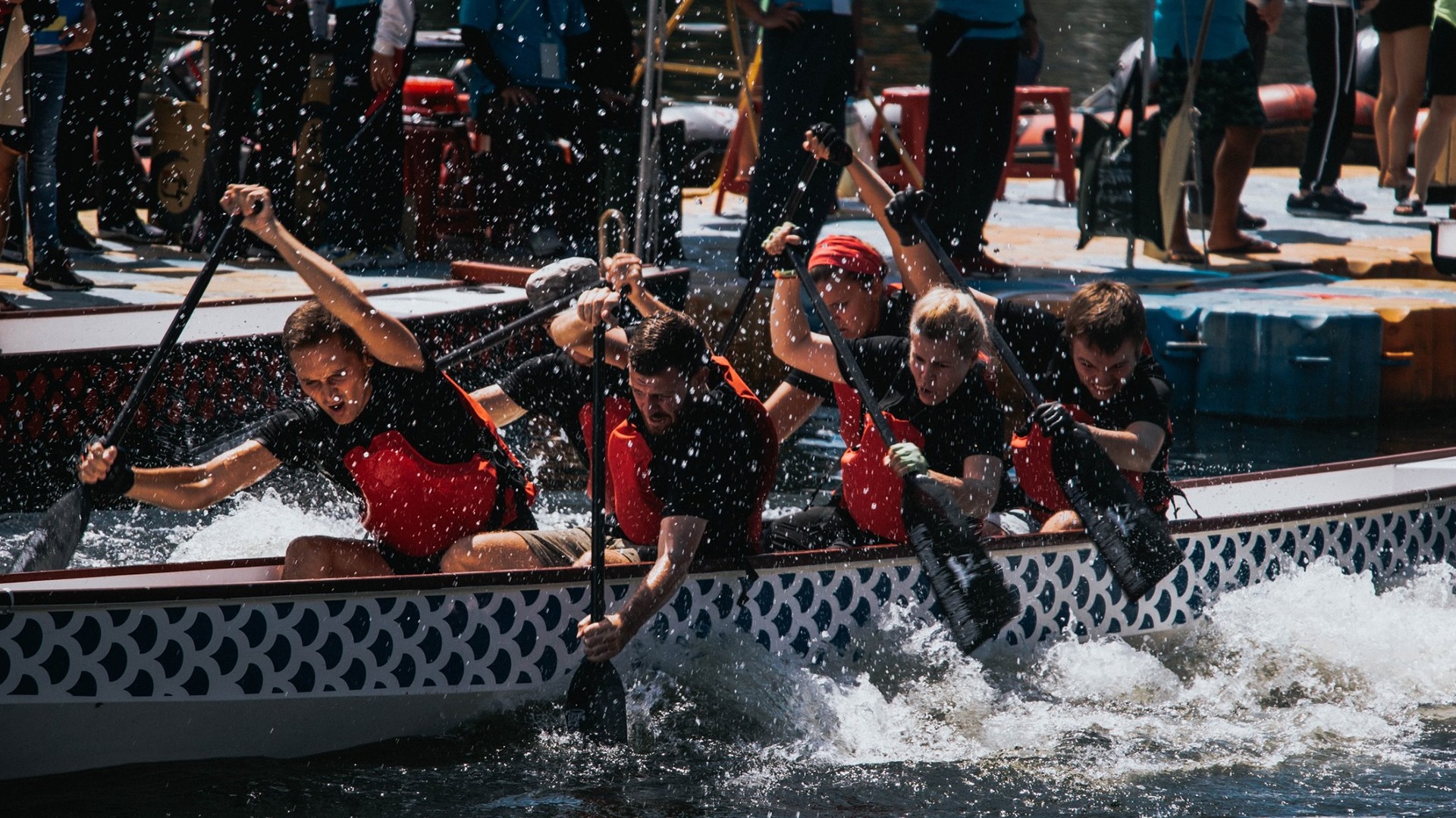 Dragon Boat Team in competition (photo by Joshua Dacumos, provided by the Office of International Affairs)