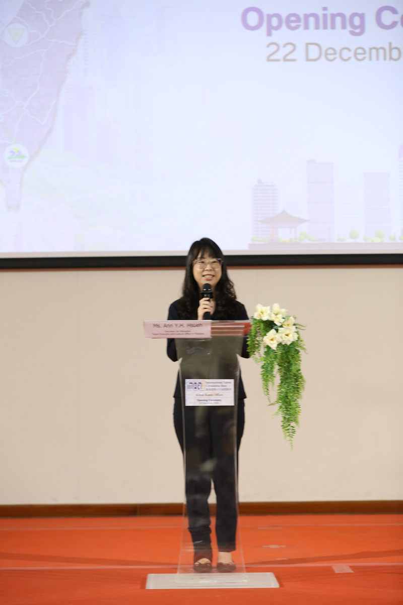 Education Division Secretary Ann Y. H. Hsueh of the Taipei Economic and Cultural Office in Thailand speaks at the event.Image