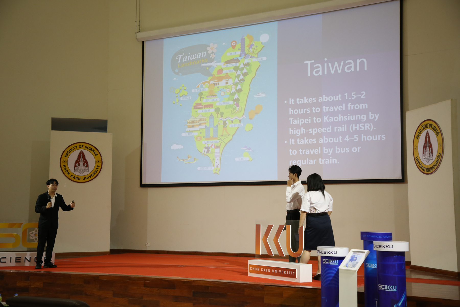 NSYSU IMAPA alumnus Sarit Khotchompoo shares insights on studying and working in Taiwan.Image