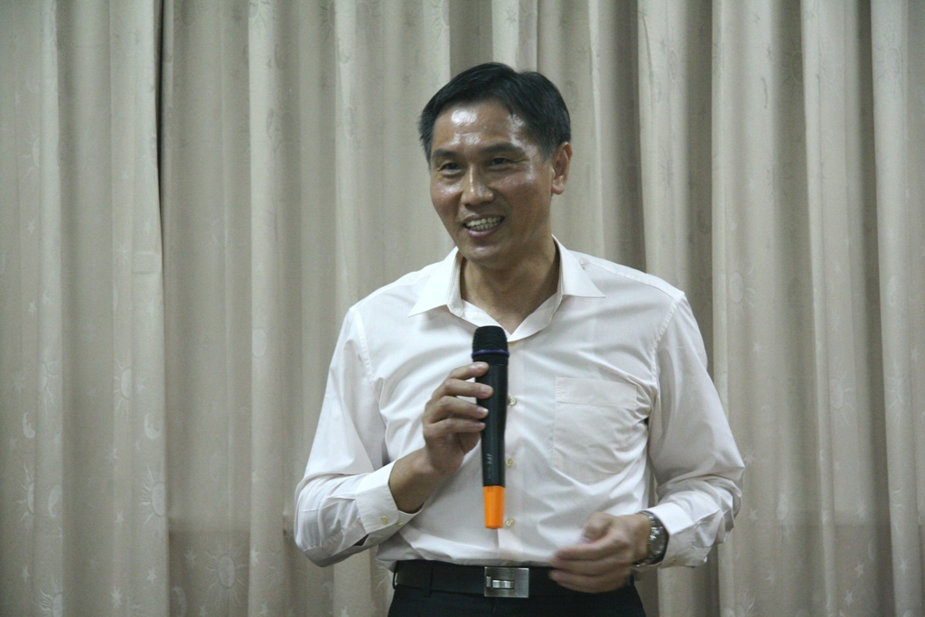 錯誤中學習正面成長 資管系陳年興教授圖片