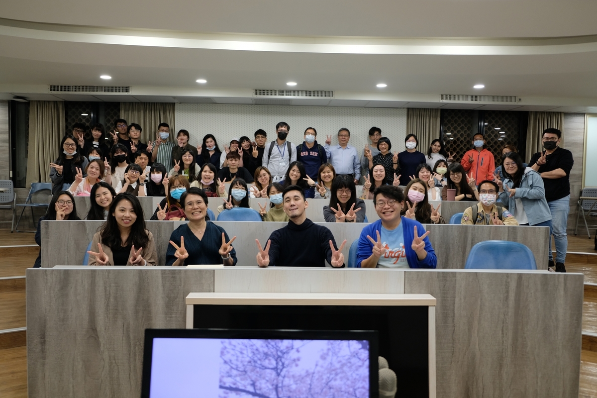 Alumnus shares tips for students wanting to pursue a career in Japan