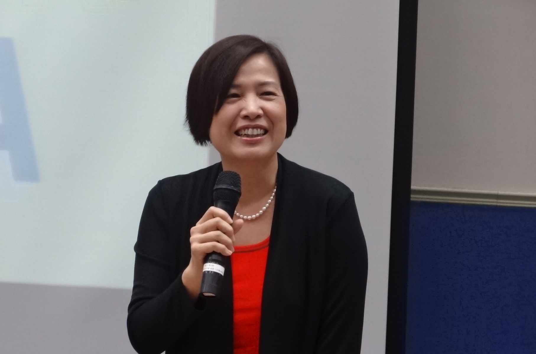 育成中心林芬慧主任圖片
