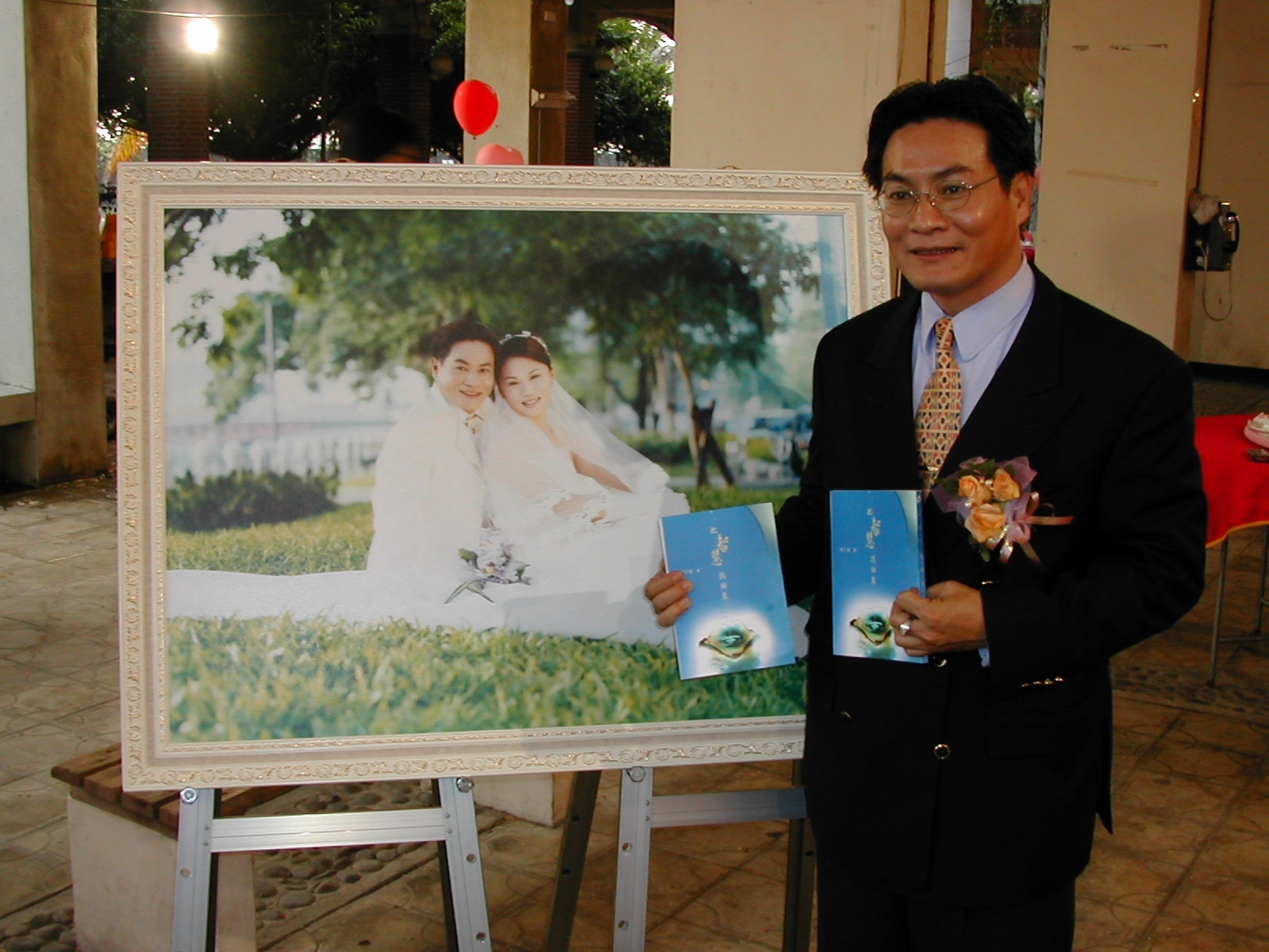 海工系楊宗勳講師「把智慧找回來」新書發表暨結婚典禮雙喜臨門同登場。圖片