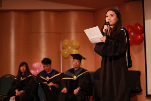 畢業生代表 碩士班陳思穎致詞圖片