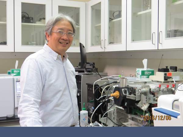 Professor Jentaie Shiea Receives MOST Award for Outstanding Contribution in Technology TransferImage