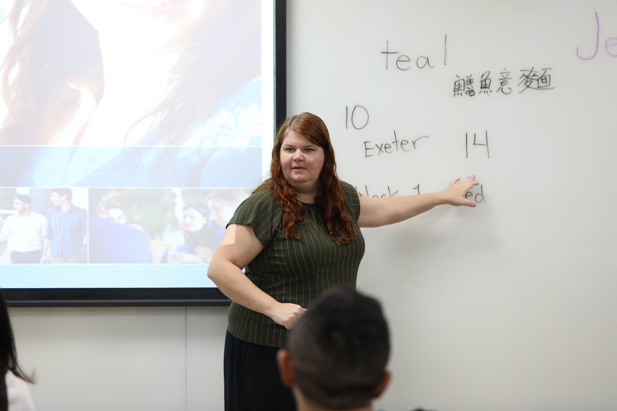 According to the Workshop instructor Mrs. Jenna Cody, peer teaching is even more effective than learning from teachers.Image