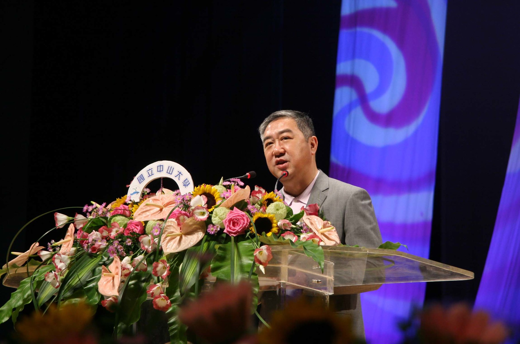 校友總會李雄慶理事長勉勵圖片
