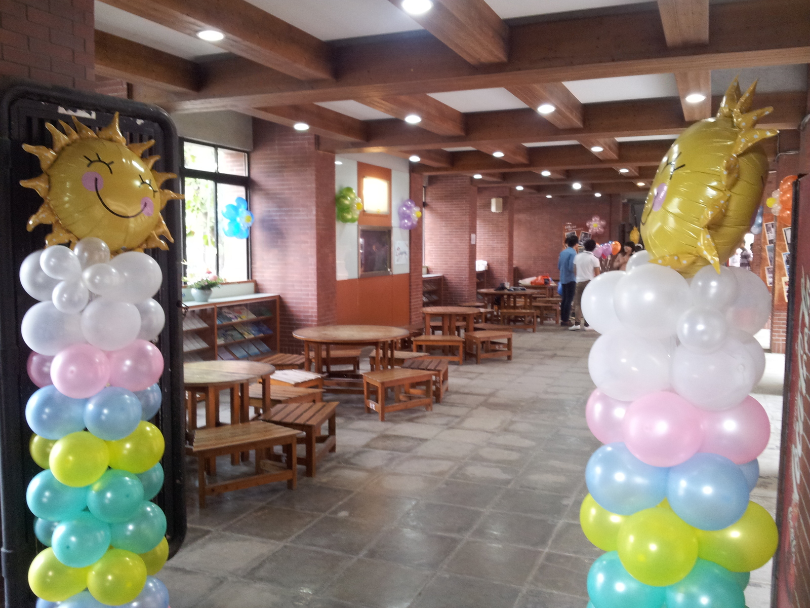 企管校友回娘家，創空餐敘敘舊圖片