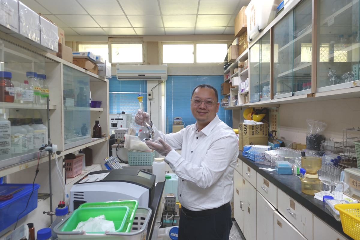 Laboratory of Assistant Professor Hon-Kit Lui of the Department of Oceanography at National Sun Yat-sen University