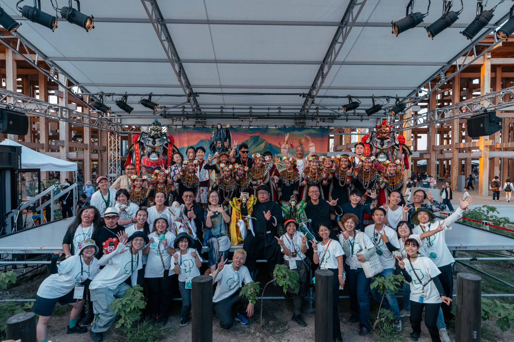 Production team group photo (credit: Ministry of Culture; photo by Chien-yu Liu).Image