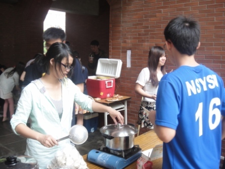烹煮食材同學圖片