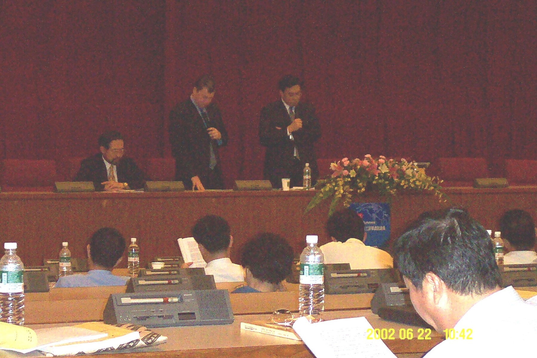 夏副處長專題演講,EMBA&amp;IEMBA學生認真聽講作筆記.圖片