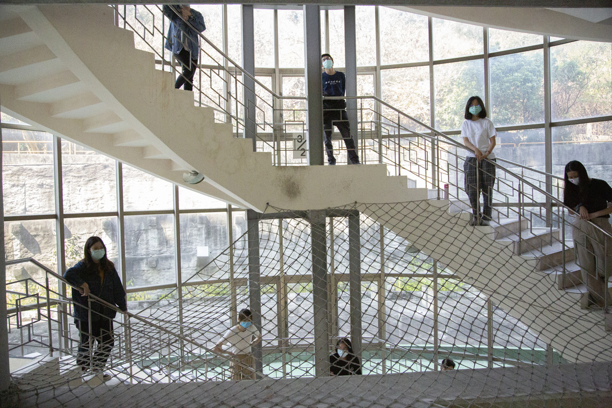 The spiral staircase let the participants experiment with acoustical transmission.