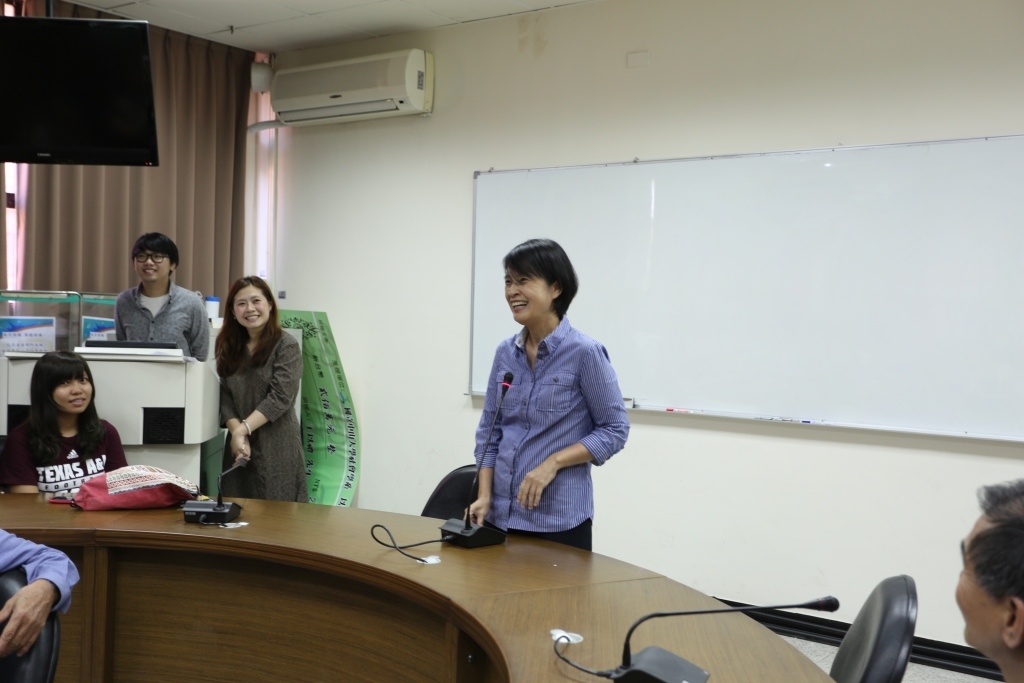 王律師女兒王群芳小姐圖片