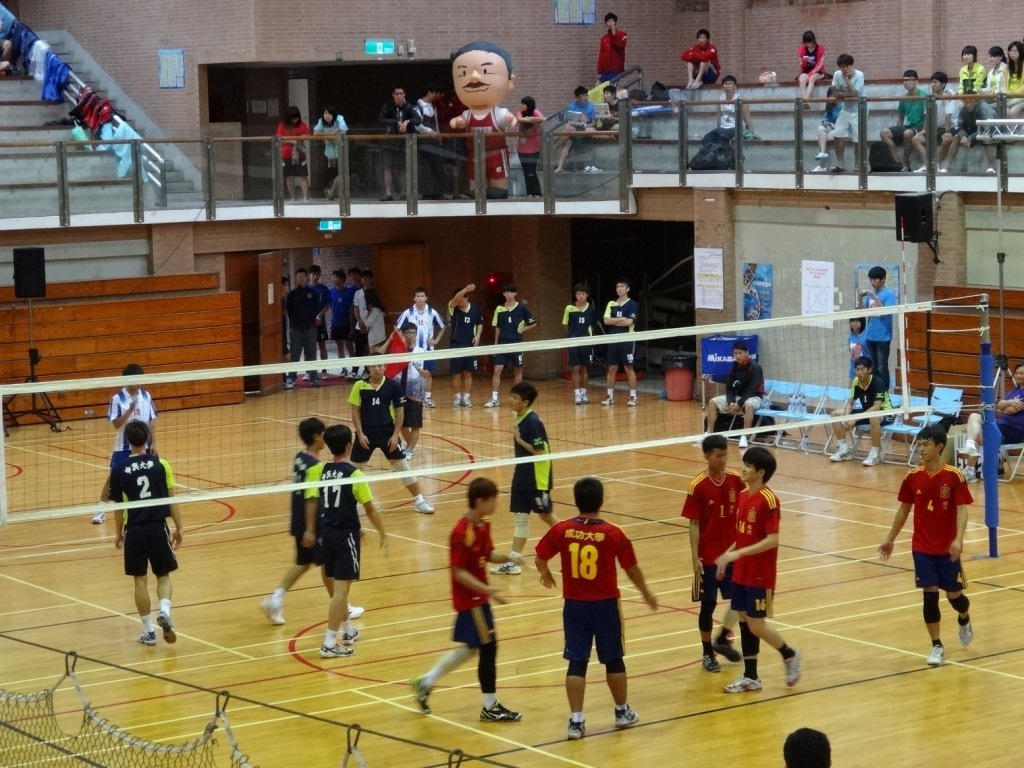 賽況激烈圖片