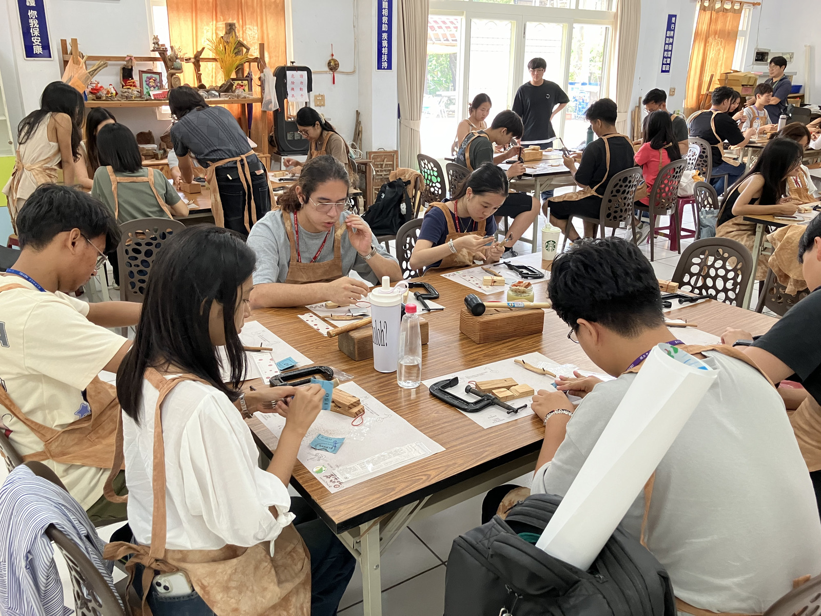 A visit to the lychee orchard in Nansheng Community, Lingkou, Cishan, including a handmade tableware activity.Image