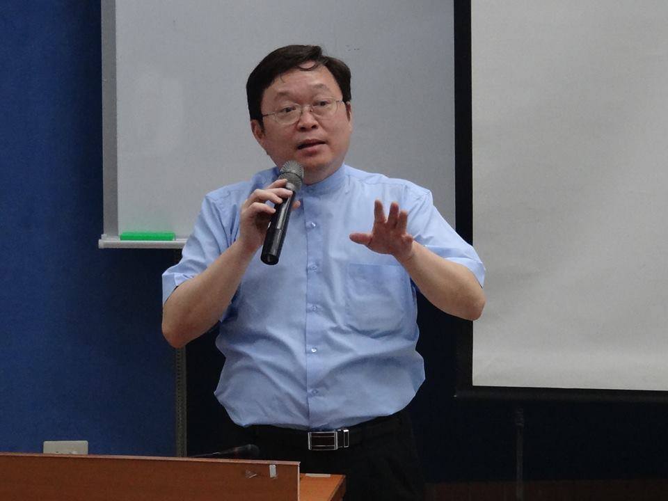 王謙老師圖片