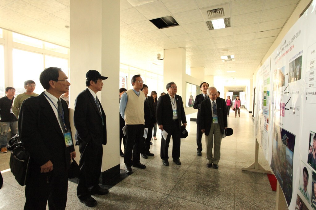 100學年度校務發展諮詢會議圖片