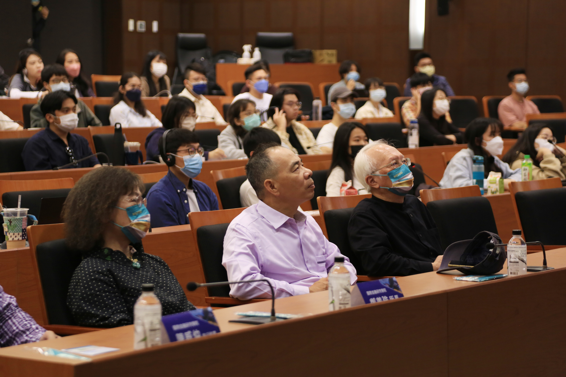 SBF, NSYSU, in collaboration with the Asian Development Bank (ADB), organized the ADB Career Presentation, attracting more than one hundred attendees.
