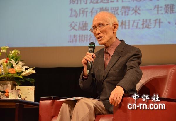 知名詩人余光中。（記者　黃柏凱攝）圖片