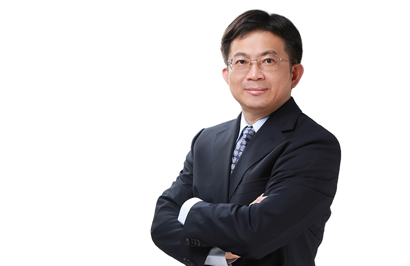 Distinguished Professor Chih-Peng Li of the Institute of Communications Engineering was awarded the "Outstanding Engineering Professors Award" by the Chinese Institute of Engineers