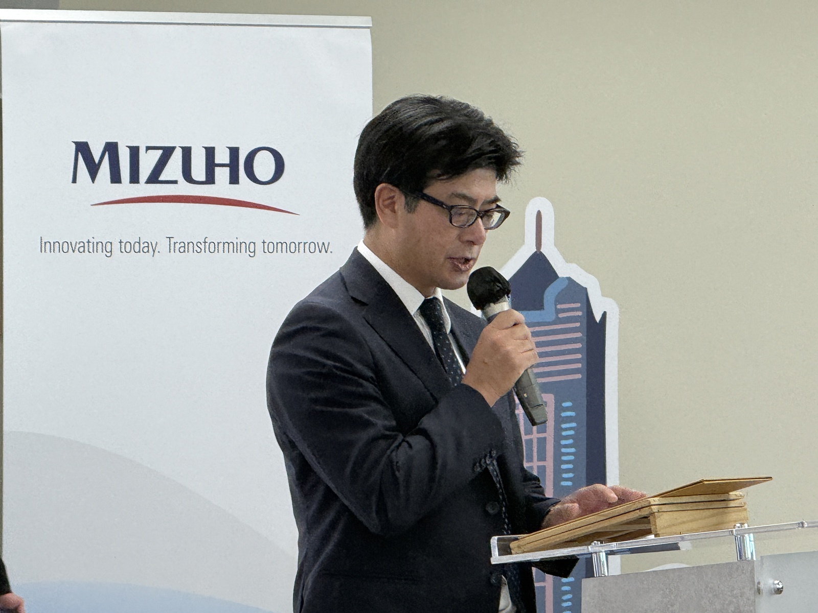 General Manager of Mizuho Bank, Takehito Onishi.Image