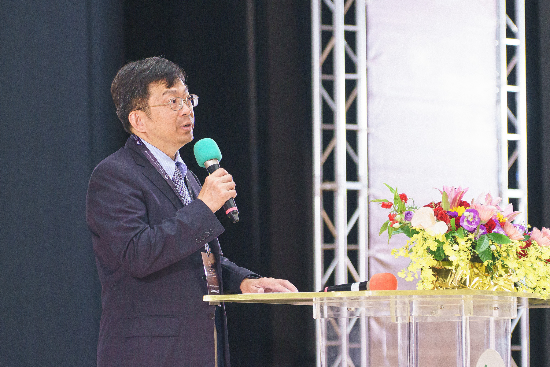 NSYSU President Chih-Peng Li welcomed the gathered mathematicians and thanked the International Linear Algebra Society for choosing Kaohsiung as the venue for this exchange.