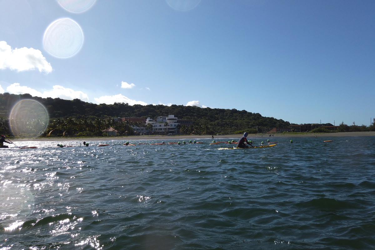 Swimming training at sea / Photo by NSYSU